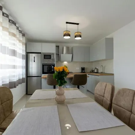 Vila Zrilic With Private Pool *