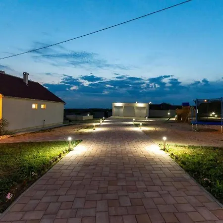Vila Zrilic With Private Pool Benkovac