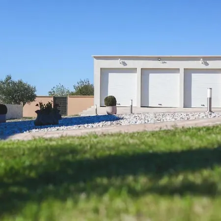 Zrilic With Private Pool