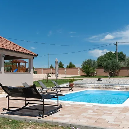 Zrilic With Private Pool Villa