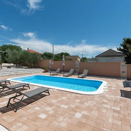 Vila Zrilic With Private Pool Benkovac